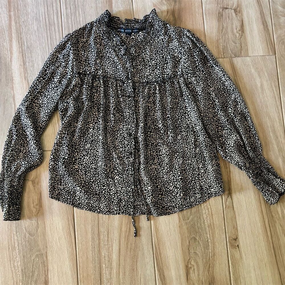 HYFVE Women's Animal Print Long Sleeve Blouse Size L Multicolor Casual